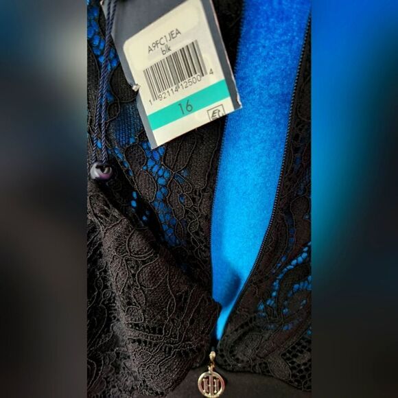 NEW WOMEN'S DRESS TOMMY HILFIGER BLACK COLOR SIZE 16 WITH LONG SLEEVES WITH... - Picture 5 of 5